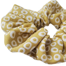 Load image into Gallery viewer, Elaine Scrunchie