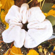 Load image into Gallery viewer, Ginger Scrunchie