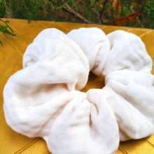 Load image into Gallery viewer, Ginger Scrunchie