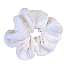 Load image into Gallery viewer, Ginger Scrunchie